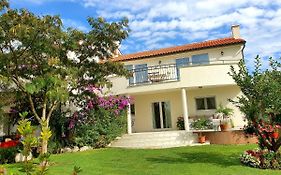 Apartment Oaza Mira