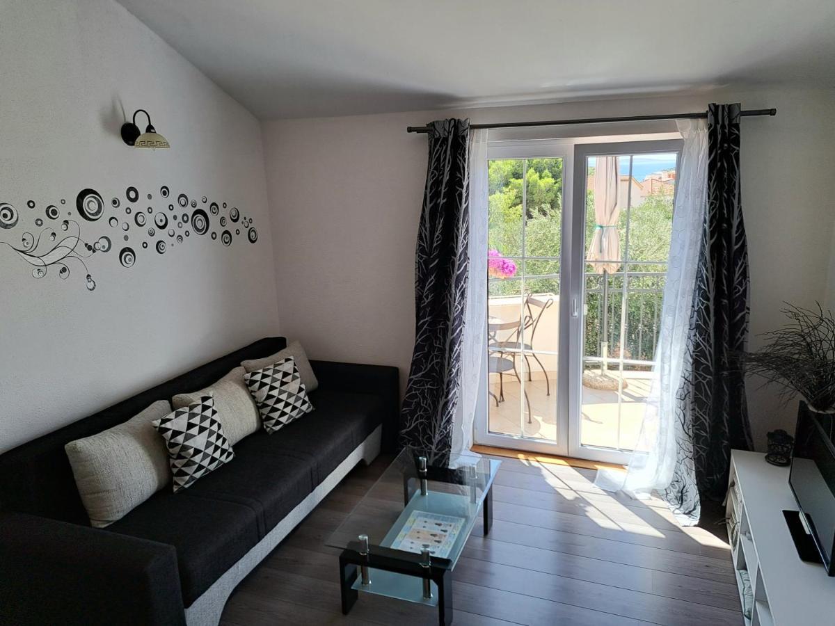Apartment Oaza Mira Tribalj Kültér fotó