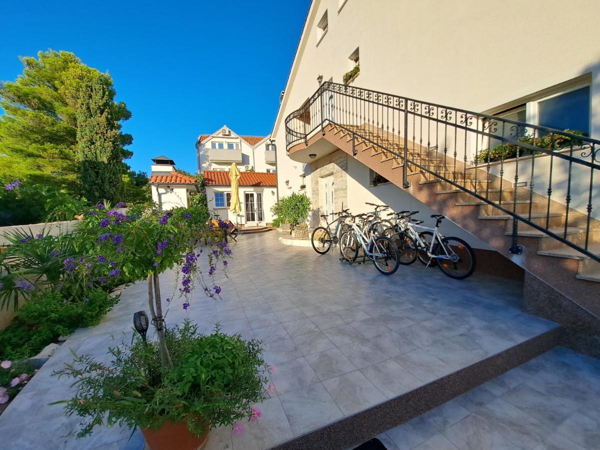 Apartment Oaza Mira Tribalj Kültér fotó