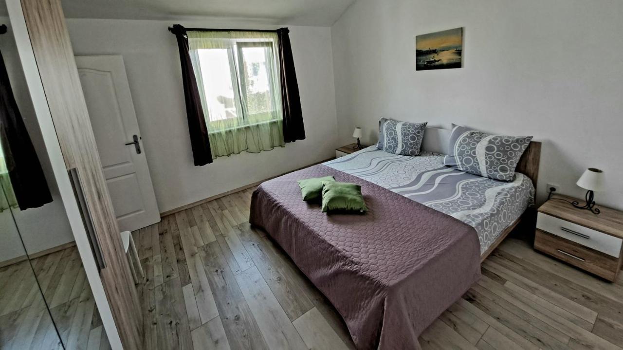 Apartment Oaza Mira Tribalj Kültér fotó